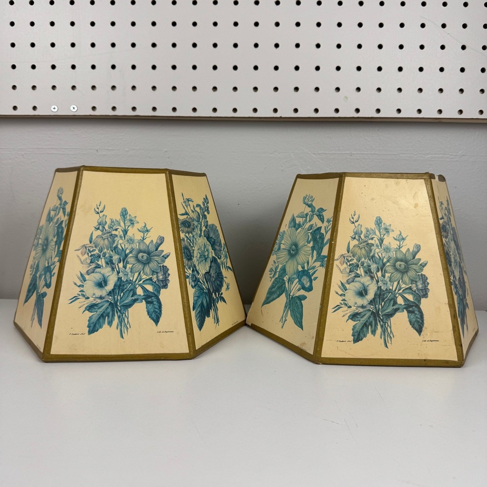 Vtg 1950s Botanical Floral Hexagon Lamp Shades Pair Blue Cream Gold‎ Trim